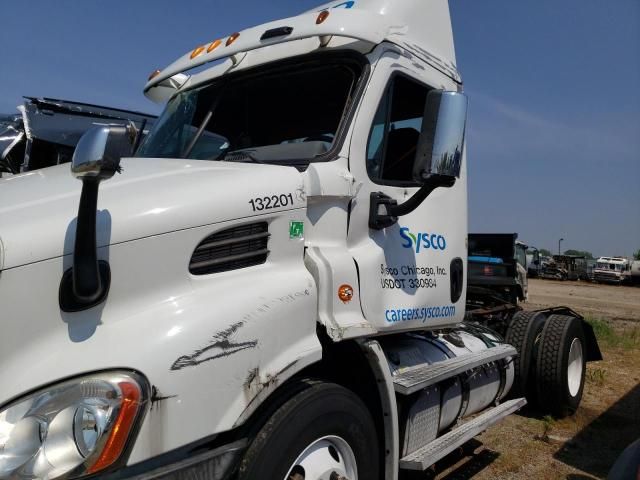 2014 Freightliner Cascadia 113