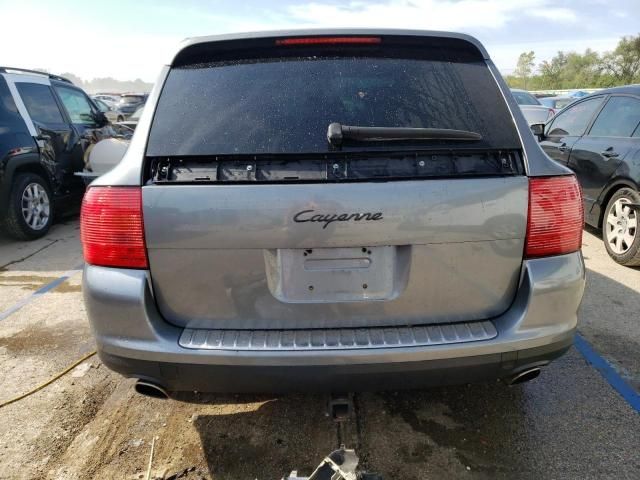 2004 Porsche Cayenne