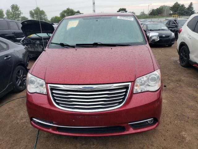 2015 Chrysler Town & Country Limited Platinum