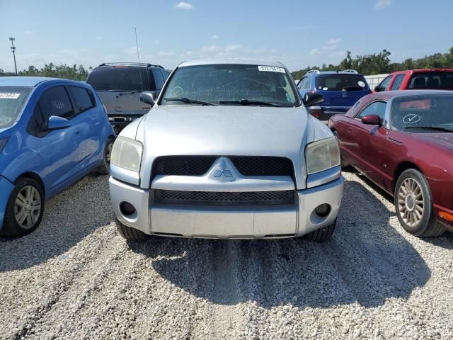 2007 Mitsubishi Raider LS