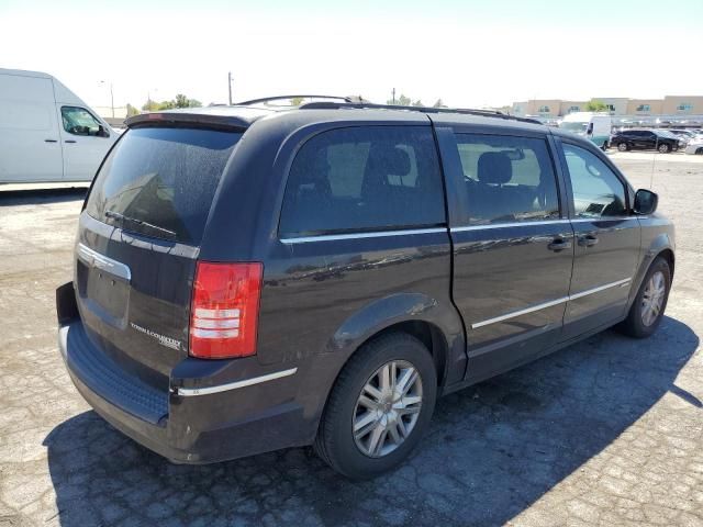 2010 Chrysler Town & Country Touring