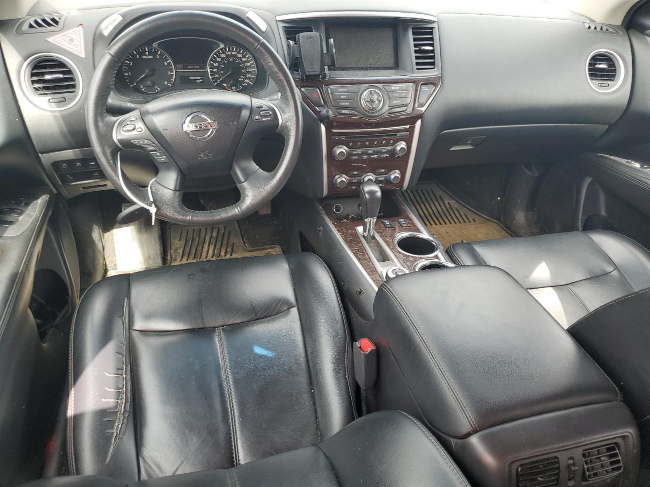 2015 Nissan Pathfinder s