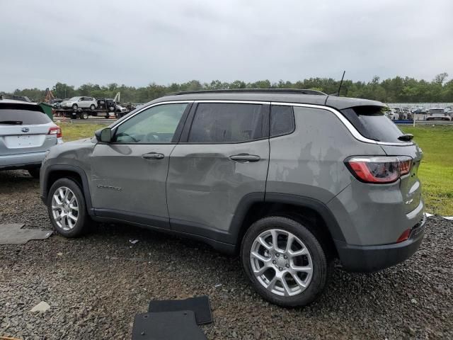 2023 Jeep Compass Latitude LUX