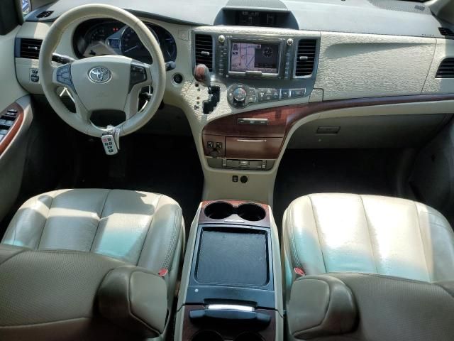 2011 Toyota Sienna XLE