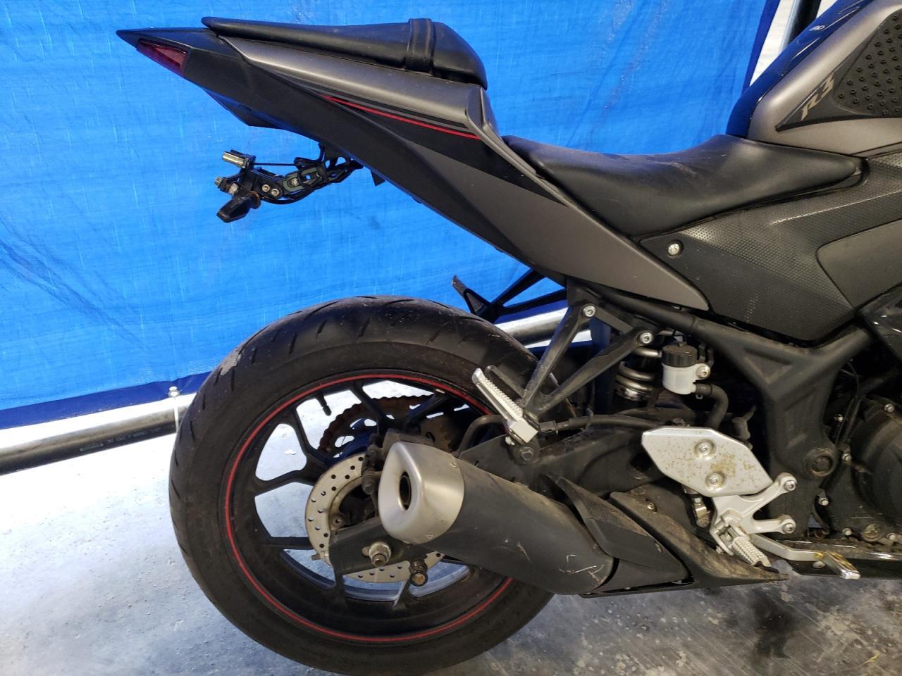 2016 Yama YZFR3