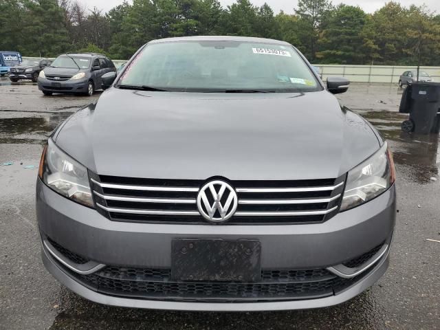 2013 Volkswagen Passat SE