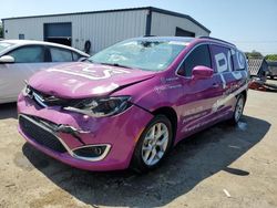 Chrysler Pacifica Vehiculos salvage en venta: 2018 Chrysler Pacifica Touring Plus