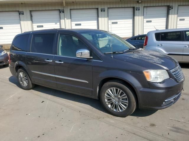 2015 Chrysler Town & Country Touring L