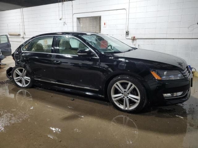 2013 Volkswagen Passat SEL