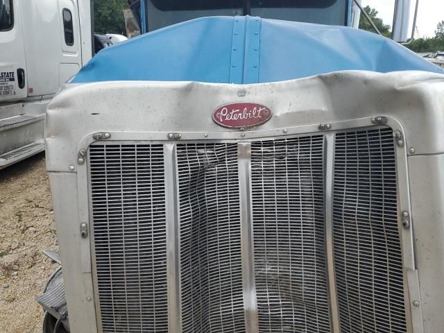 2000 Peterbilt 379