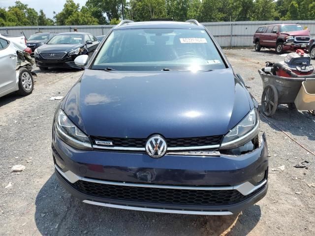 2019 Volkswagen Golf Alltrack S