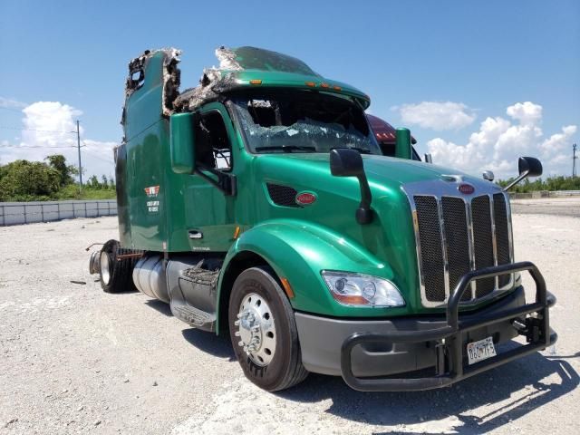 2020 Peterbilt 579