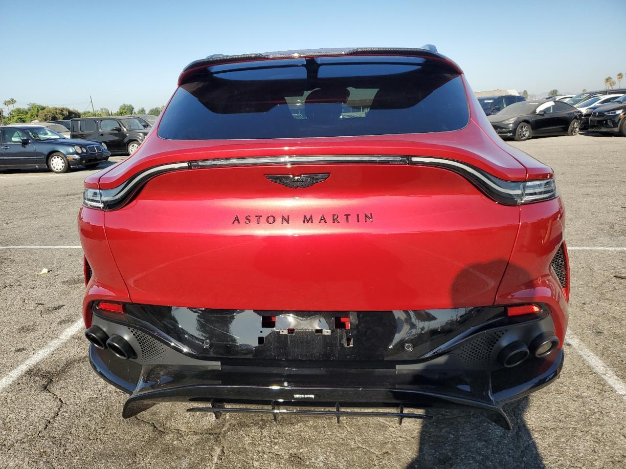 2024 Aston Martin Dbx 707