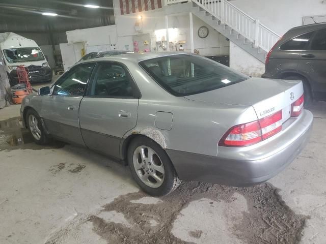 2000 Lexus ES 300