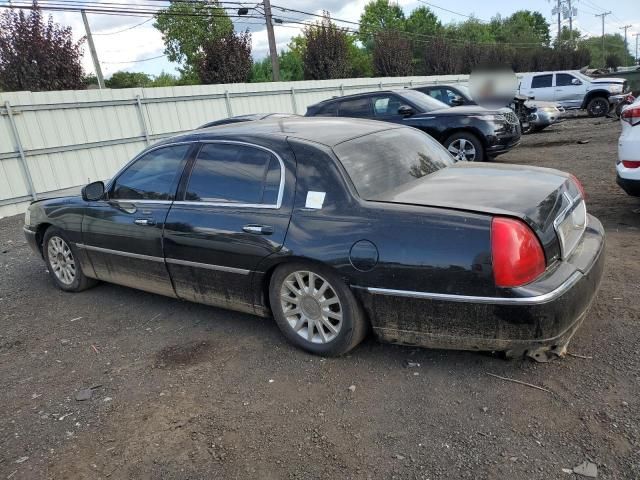 2006 Lincoln Town Car Signature