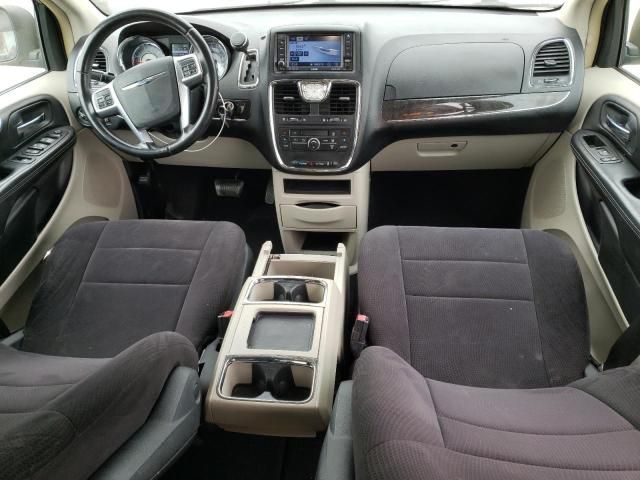 2011 Chrysler Town & Country Touring