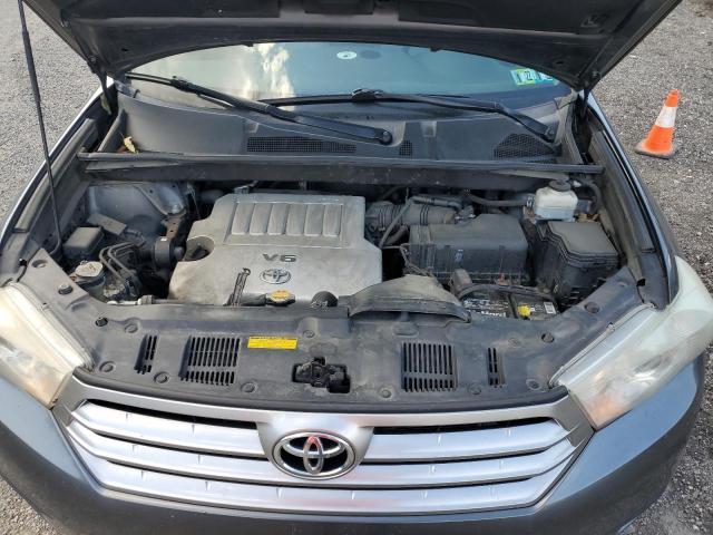 2013 Toyota Highlander Base