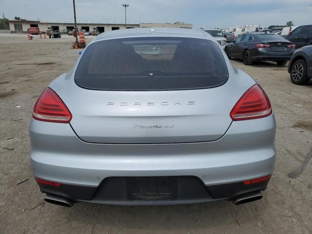 2014 Porsche Panamera 2