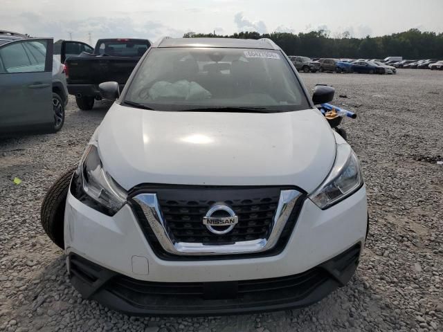 2020 Nissan Kicks SV