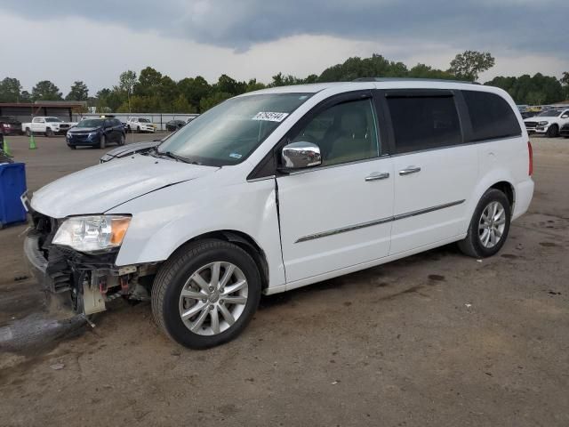 2015 Chrysler Town & Country Limited Platinum