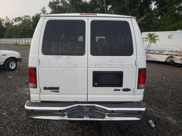 2010 Ford Econoline E350 Super Duty Wagon