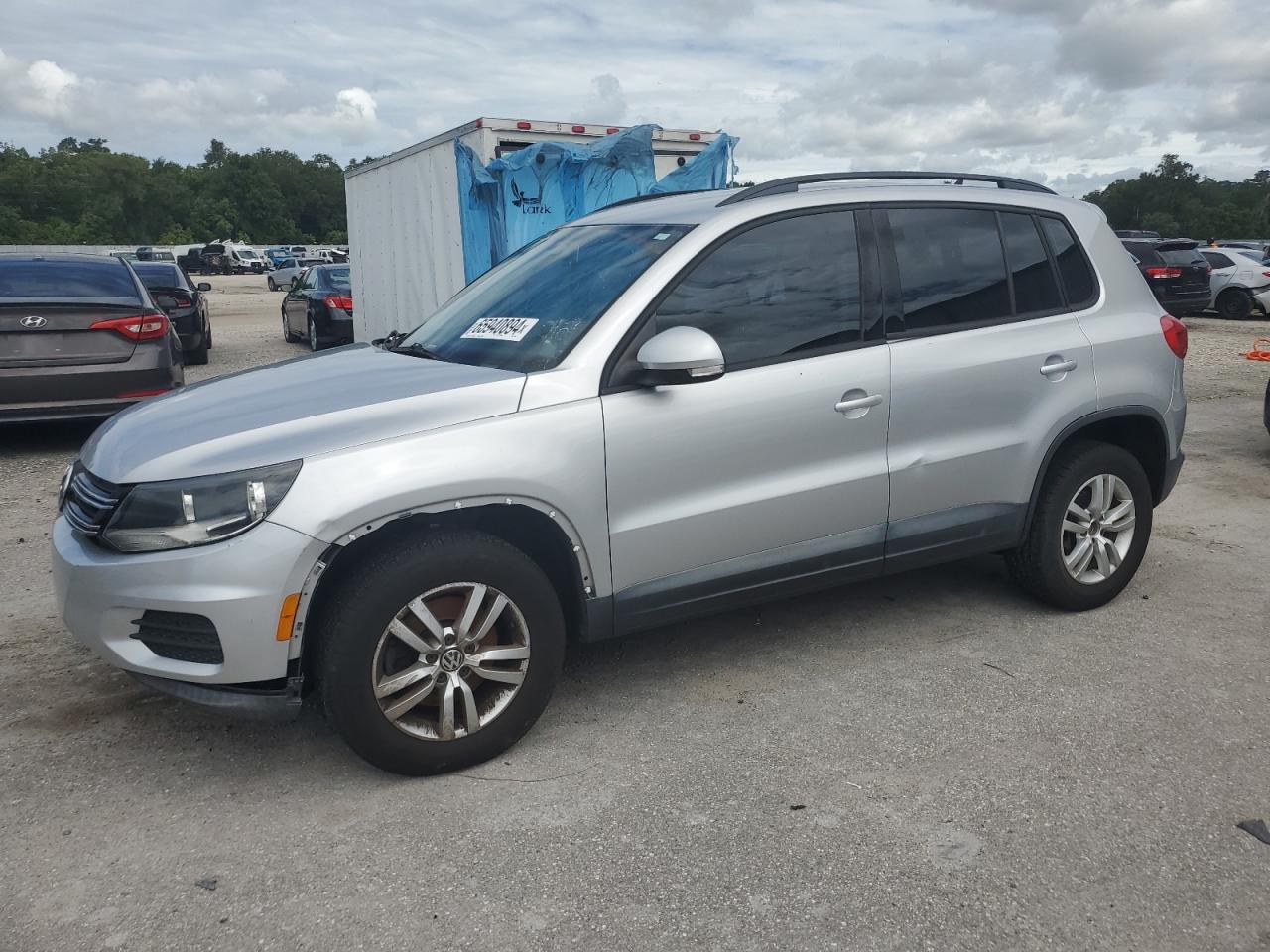 2015 Volkswagen Tiguan s