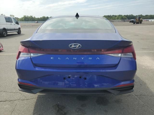 2021 Hyundai Elantra SE