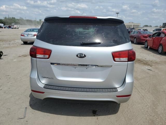 2015 KIA Sedona L