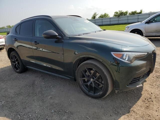 2021 Alfa Romeo Stelvio Sport