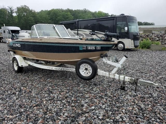 1997 Lund Boat