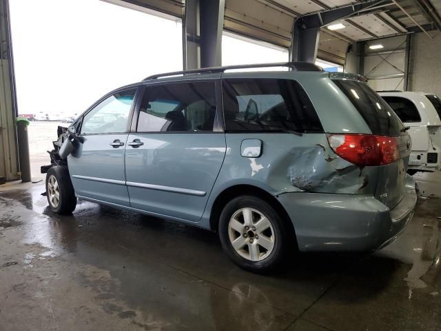 2008 Toyota Sienna XLE