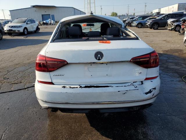 2017 Volkswagen Passat R-Line