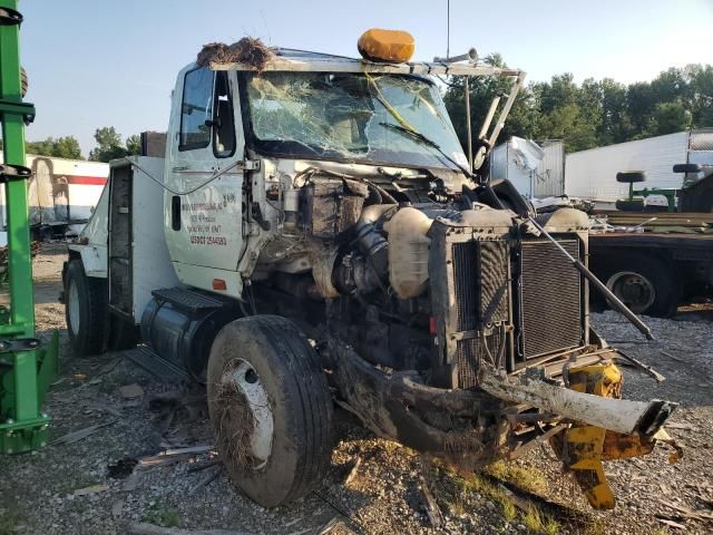 2004 International 8000 8600