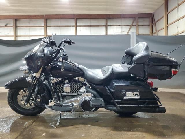 2007 Harley-Davidson Flhtcui