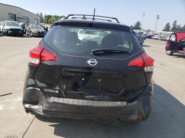 2019 Nissan Kicks S