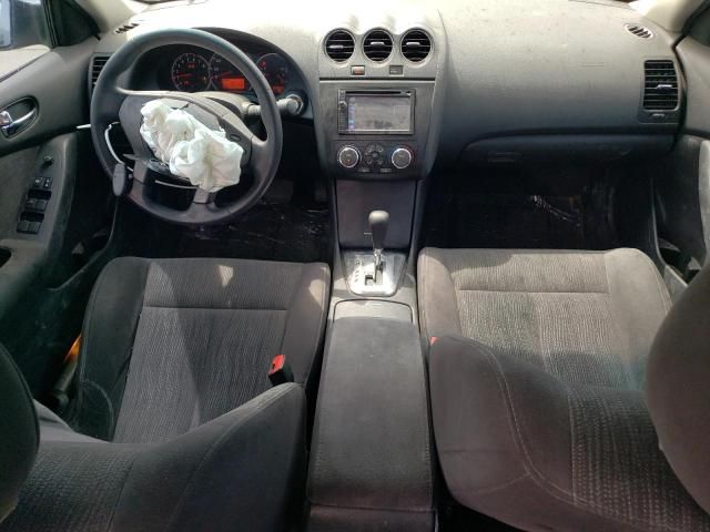 2010 Nissan Altima Base