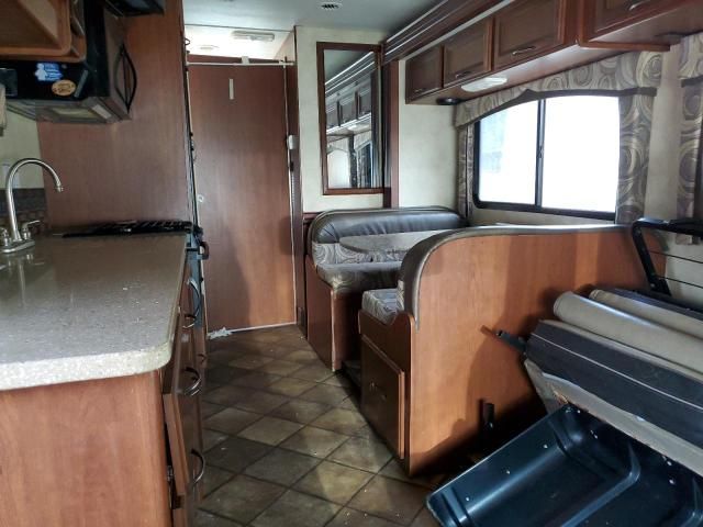 2014 Chateau 2014 Ford Econoline E450 Super Duty Cutaway Van