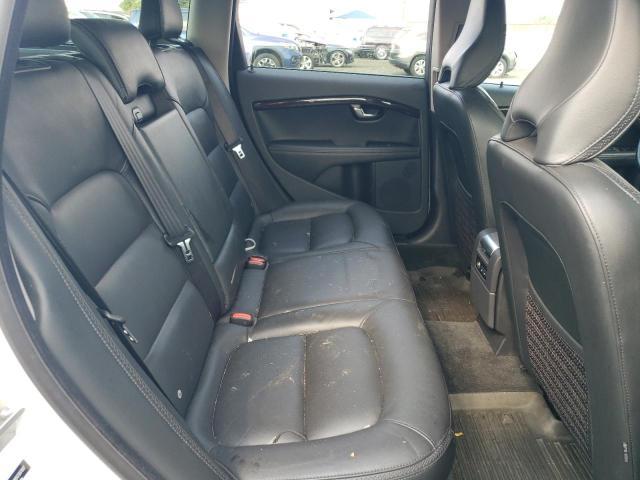 2016 Volvo XC70 T5 Platinum
