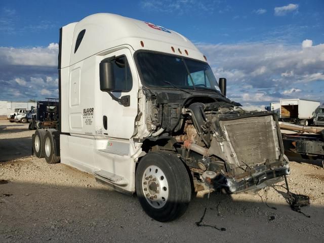 2017 Freightliner Cascadia 125