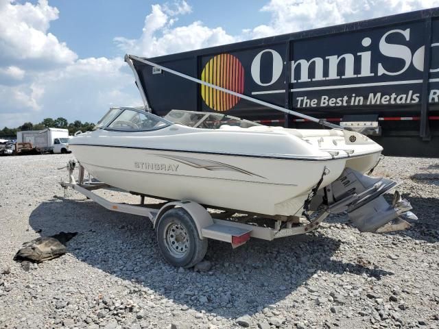 2003 Stingray Boat