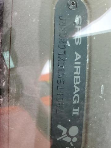 2001 Nissan Pathfinder LE