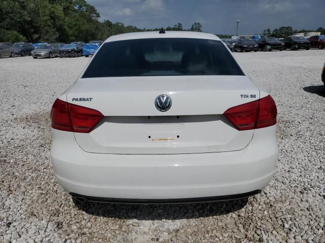 2013 Volkswagen Passat SE