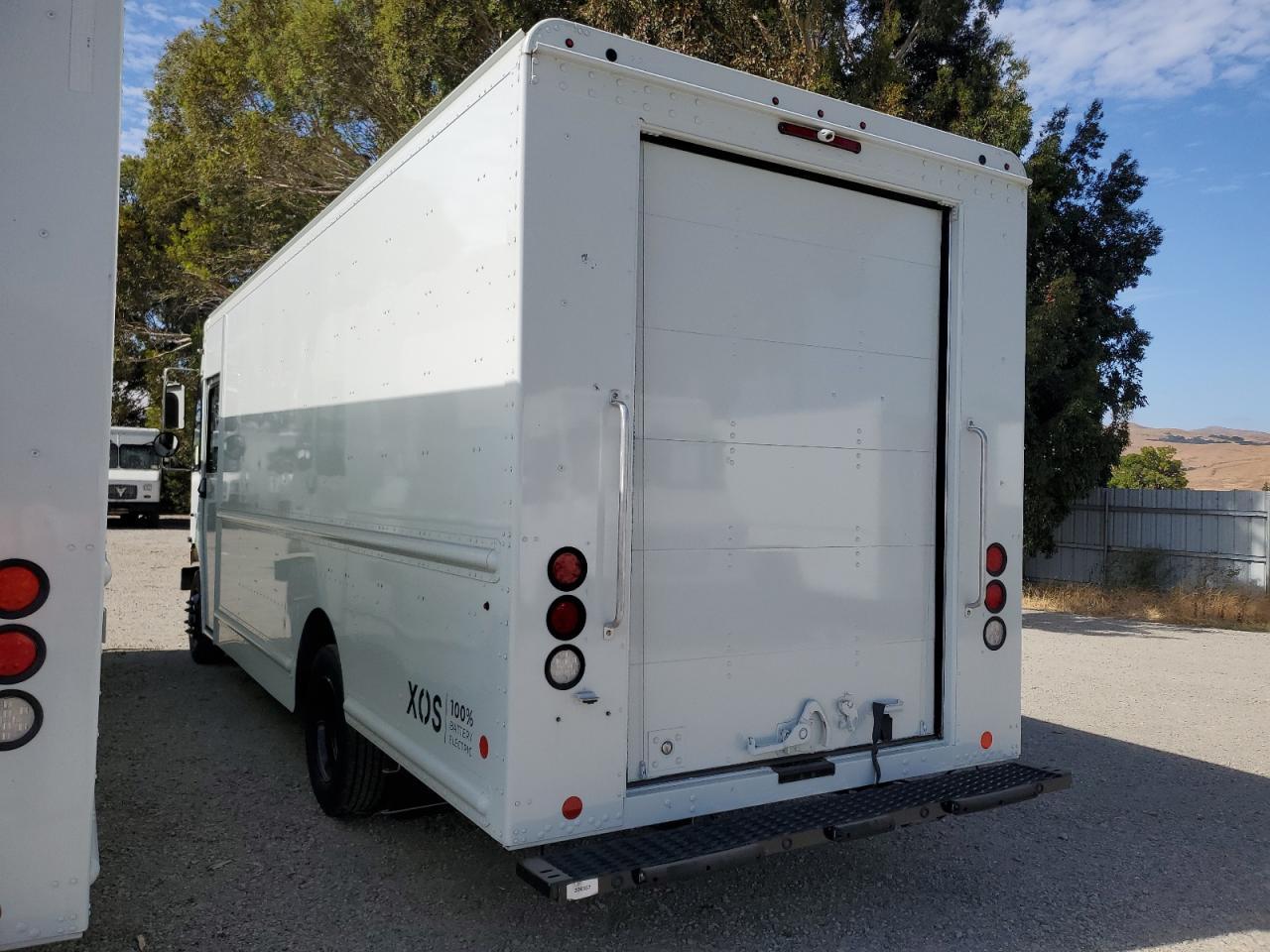 2022 XOS SV05
