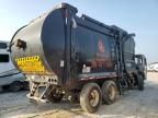 2018 Peterbilt 520