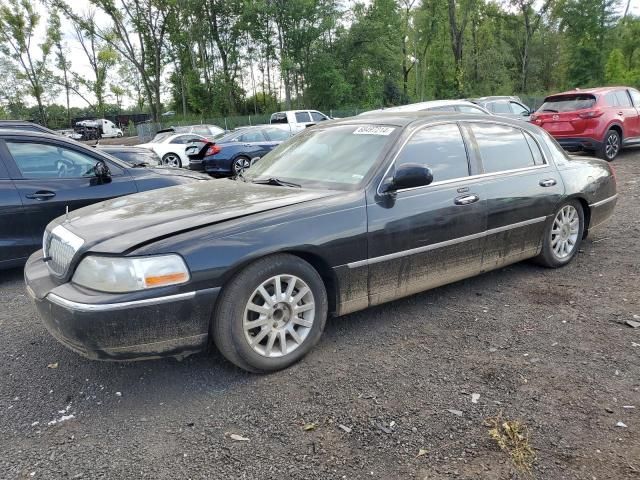 2006 Lincoln Town Car Signature