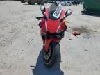 2019 Yamaha YZFR1