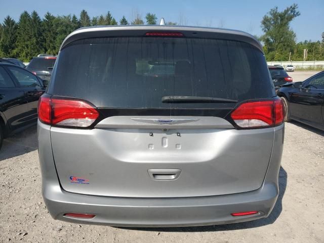 2020 Chrysler Voyager LXI