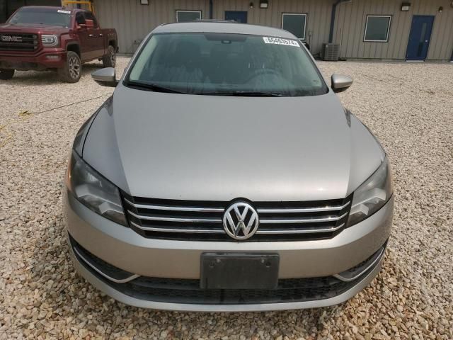 2012 Volkswagen Passat SE