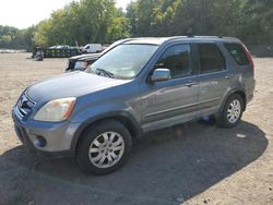 Vehiculos salvage en venta de Copart Marlboro, NY: 2005 Honda CR-V SE