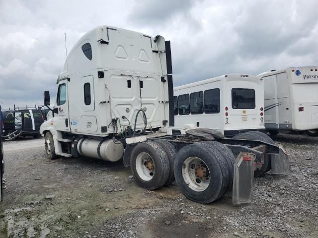 2014 Freightliner Cascadia 125